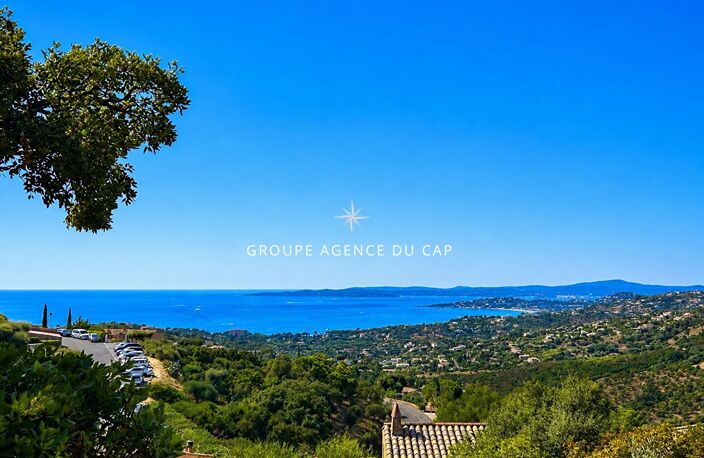 A VENDRE AUX ISSAMBRES APPARTEMENT VUE MER SUR LE GOLF DE SAINT-TROPEZ — photo 2