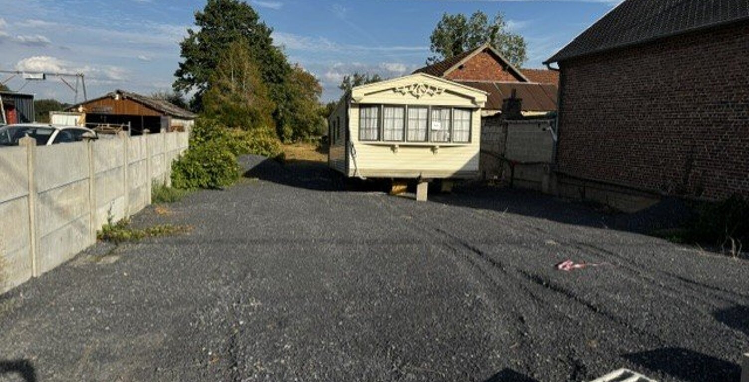 Terrain — photo 1