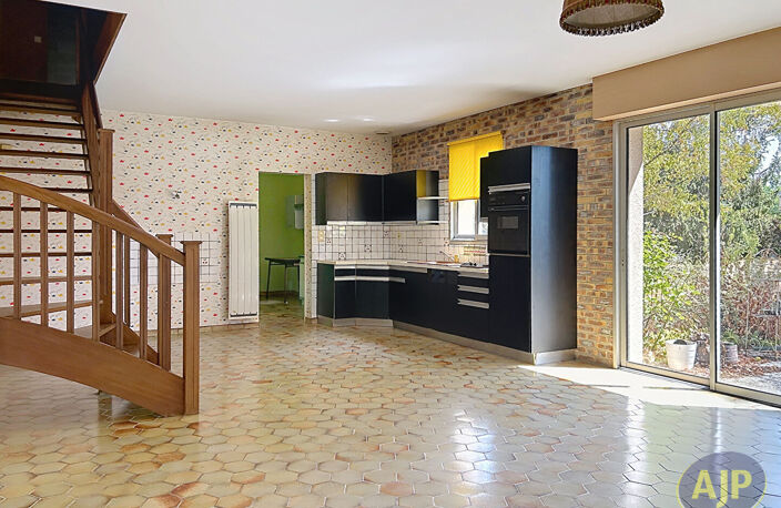 CHÂTEAUBRIANT - Maison familiale 135 m² 6 pièces — photo 2