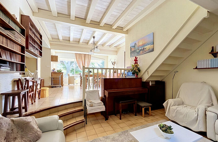 Ardèche, Le Pouzin : Villa d'architecte lumineuse, 4 chambres et bureau — photo 5