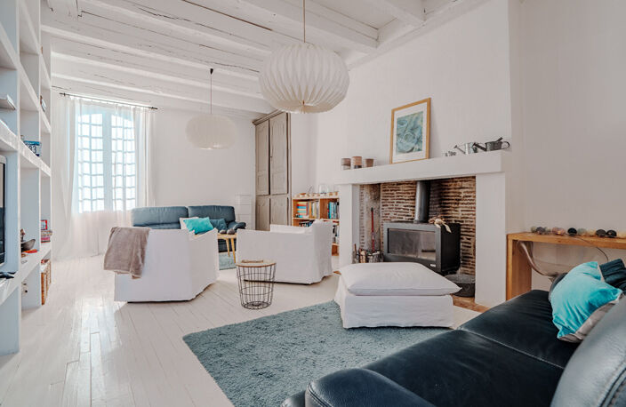 Ancien Presbytère du 18e siècle avec piscine et dépendances — photo 4