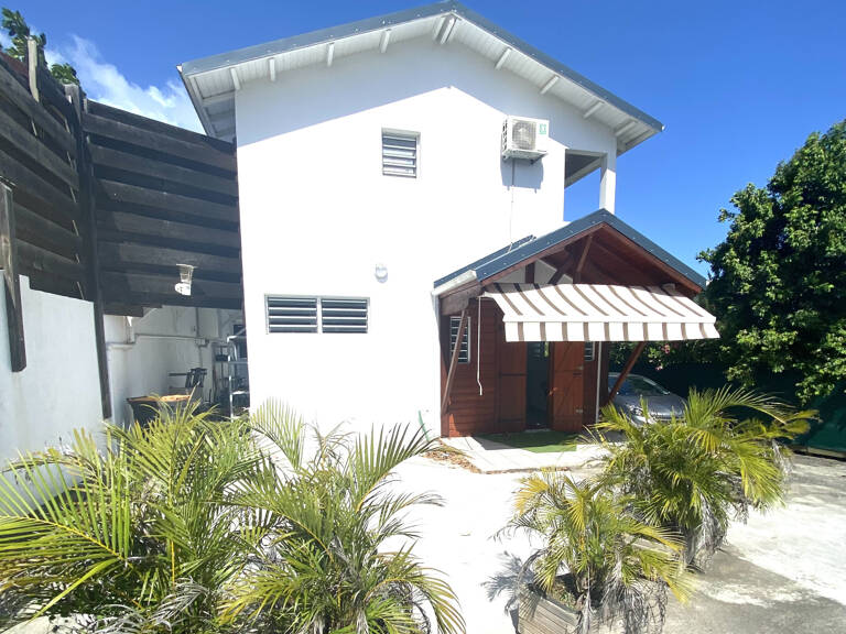 VILLA T3 MEUBLEE BAIE-MAHAULT — photo 1