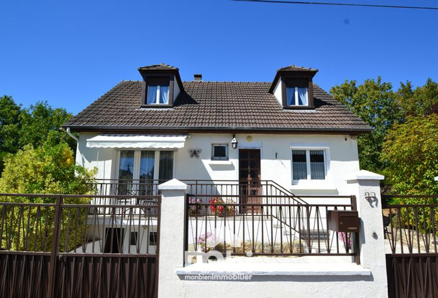 MAISON 7 PIECES 115m2  - FOSSES — photo 1