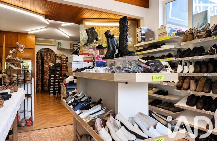Vente Chaussure, Cuir 50 m&sup2; — photo 2