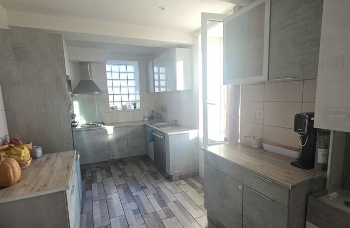 Vente Maison/villa 8 pièces — photo 5