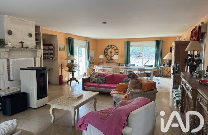Vente Maison/villa 8 pièces — photo 3