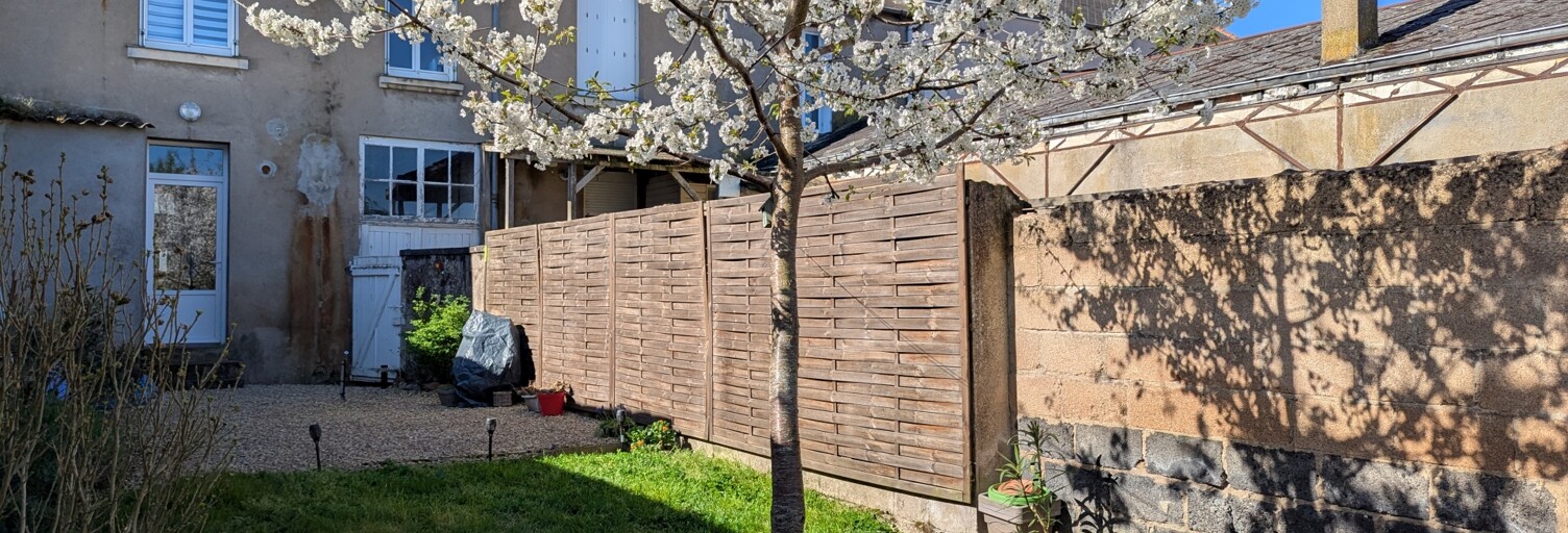 Maison 8 Pièces 137 m² à vendre à Thouars (79100)