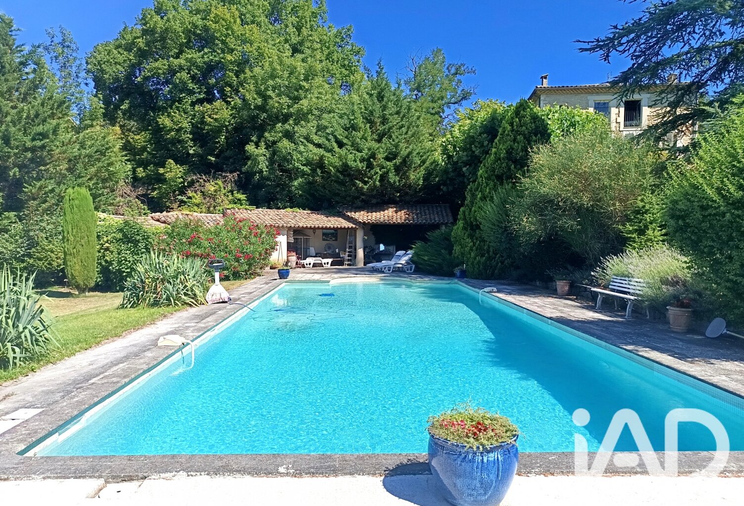 Vente Maison/villa 10 pièces — photo 1