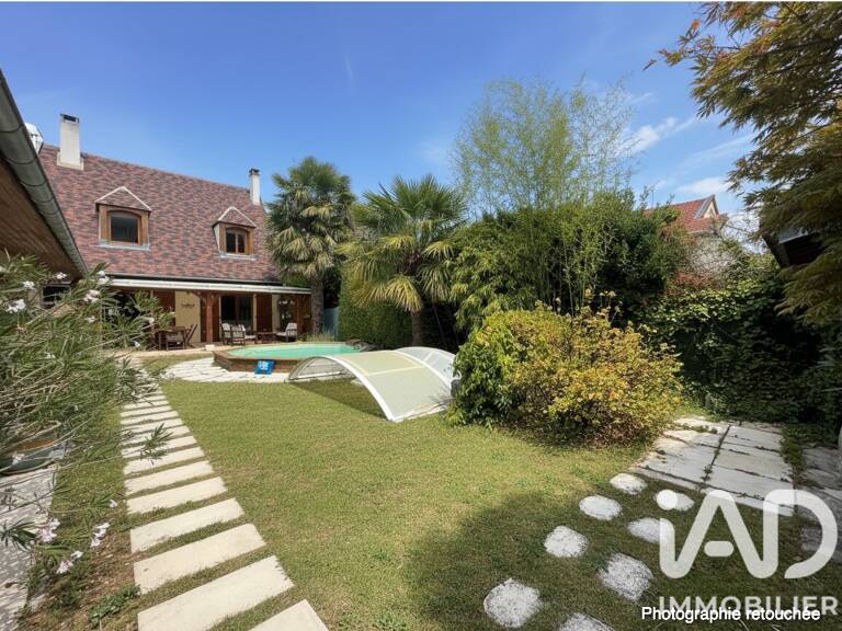 Vente Maison/villa 8 pièces — photo 1