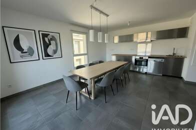 Appartement 3 pièces 240000 €