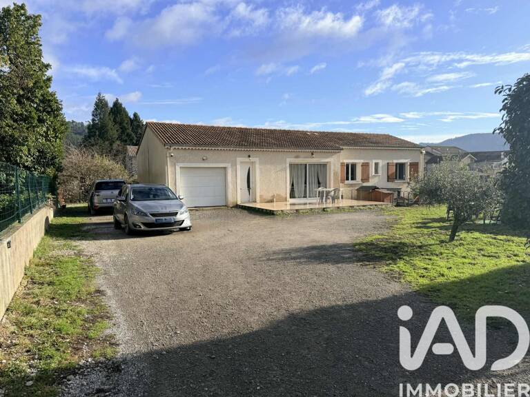 Vente Maison/villa 8 pièces — photo 1