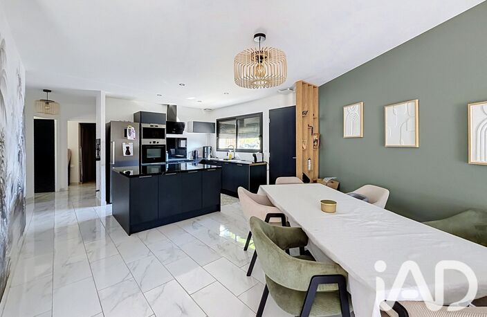 Vente Maison/villa 5 pièces — photo 3