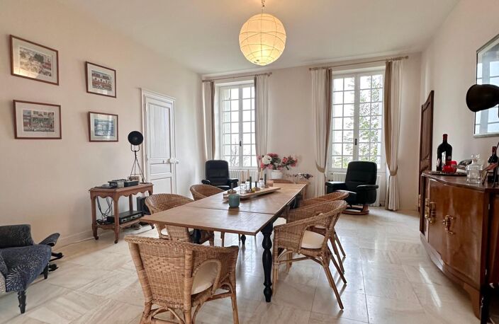 Superbe ensemble immobilier et ses 38 hectares de terres. — photo 5