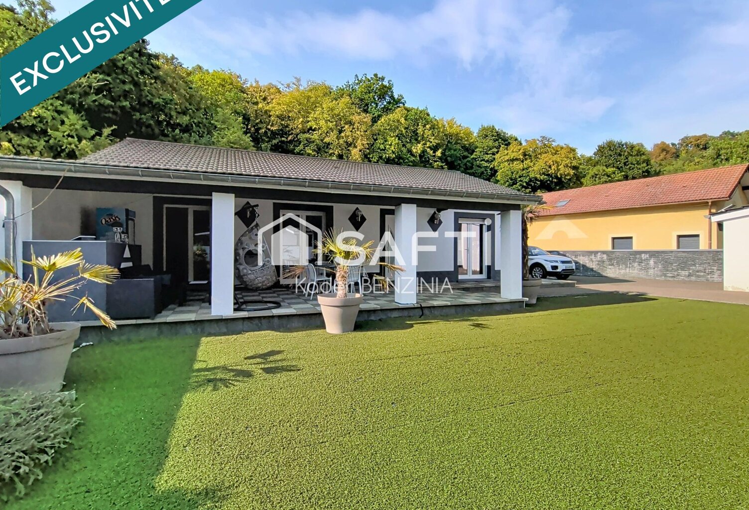 MOUTIERS RARE ! PLAIN PIED F5 PISCINE — photo 1
