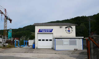 Local industriel  255 m² à louer à Nonglard (74330)