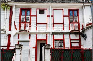 Immeuble  270000 €