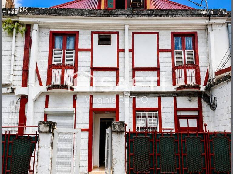 Immeuble de rapport FORT DE FRANCE — photo 1
