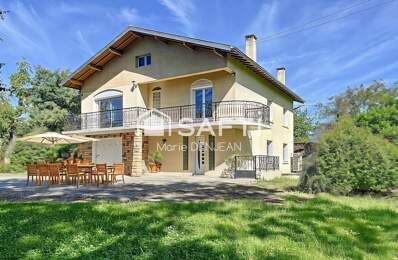 Propriété de 118 m² - Garage, parc paysager. — photo du bien