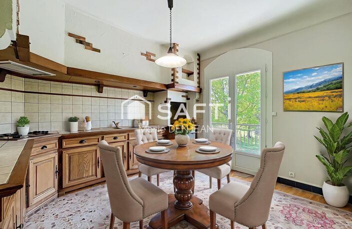 Propriété de 118 m² - Garage, parc paysager. — photo 2