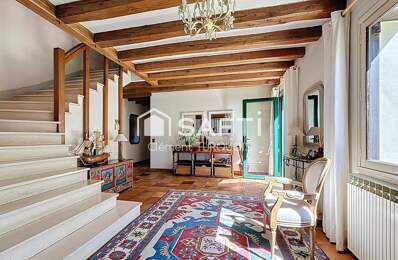 Maison 235 m², 6 chambres et 4 salle de bains — photo du bien