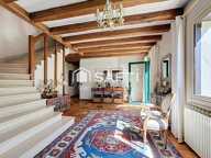 Maison 235 m², 6 chambres et 4 salle de bains — photo 2