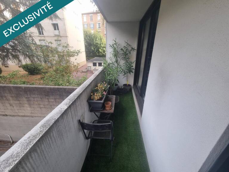Studio 33 m² avec balcon filant, proche métro — photo 1