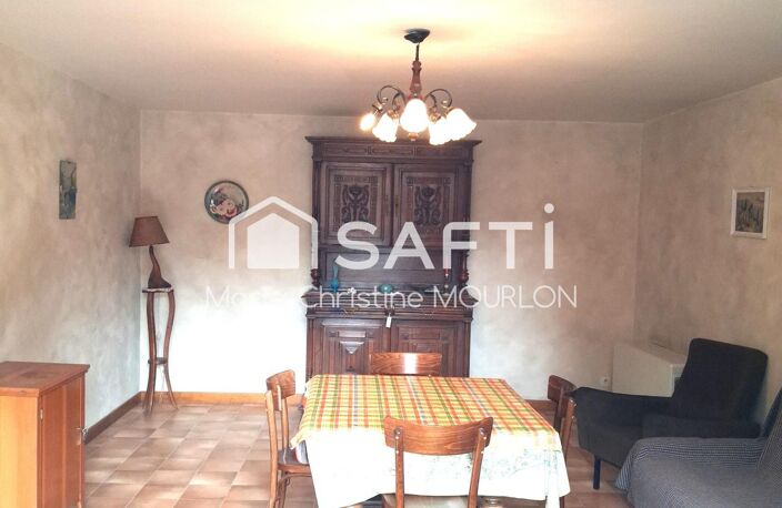 Maison en pierre et plots rénovée en 1989 à Bolandoz (25330). — photo 2