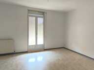 34500 Béziers-t3 60m2-Champ de mars — photo 2