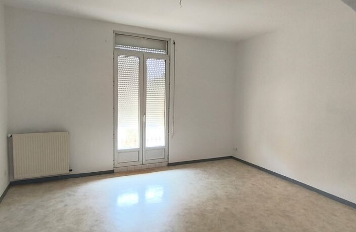 34500 Béziers-t3 60m2-Champ de mars — photo 2