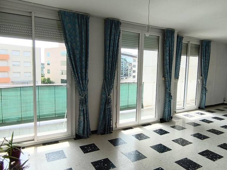 34500 Béziers-T3 84m4 clim-Polygone — photo 1