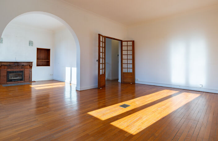 Maison de 2 logements : 1T3 et 1T6 avec piscine et garage sur 1675 m2 de terrain, 26100 ROMANS SUR ISERE — photo 5