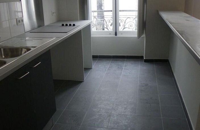 T2 BORDEAUX - RUE NEUVE — photo 2