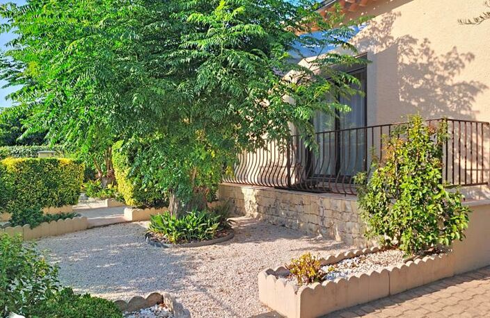 Villa de 4 pièces principales — photo 2