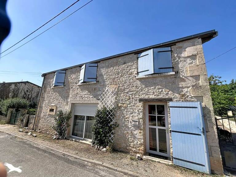 Maison en pierre de 9 pièces principales — photo 1