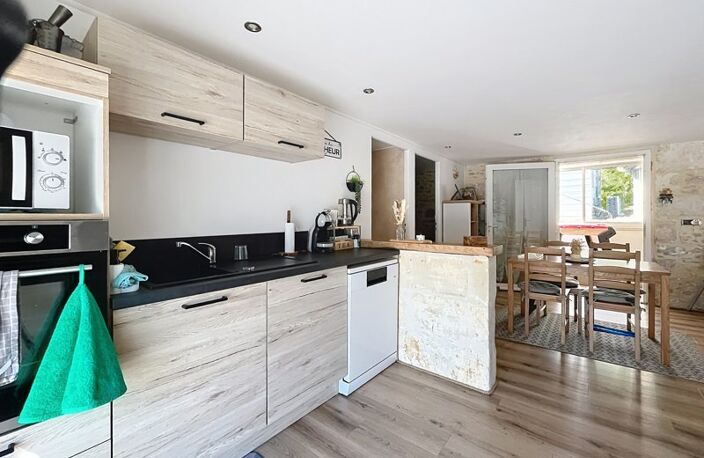 Maison en pierre de 9 pièces principales — photo 5