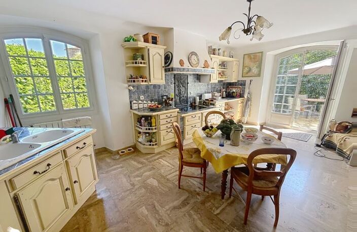 Maison en pierre de 8 pièces principales — photo 5