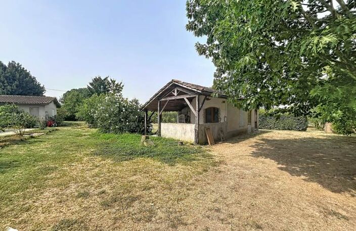 Maison en pierre de 6 pièces principales — photo 2