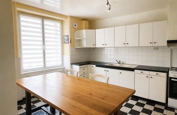Maison de bourg de 6 pièces principales — photo 2