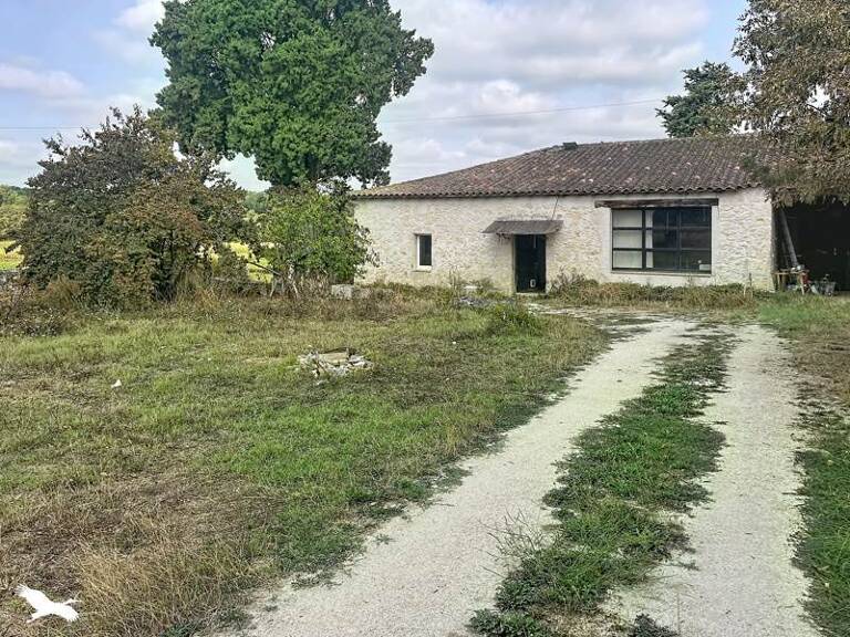 Maison en pierre de 5 pièces principales — photo 1