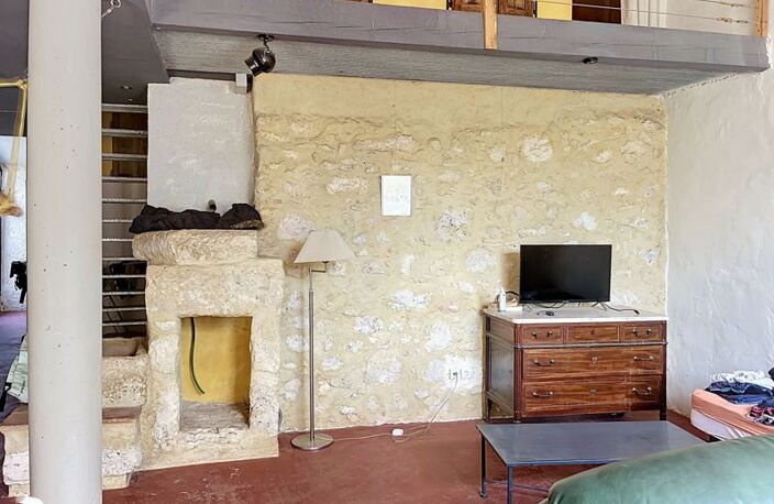 Maison en pierre de 5 pièces principales — photo 4