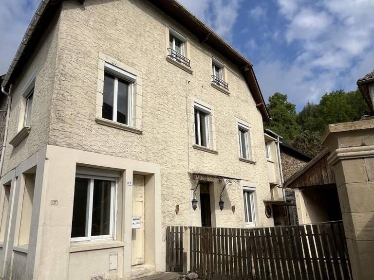 Maison de bourg de 5 pièces principales — photo 1