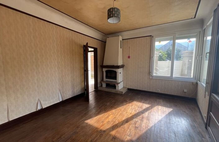 Maison de bourg de 5 pièces principales — photo 2