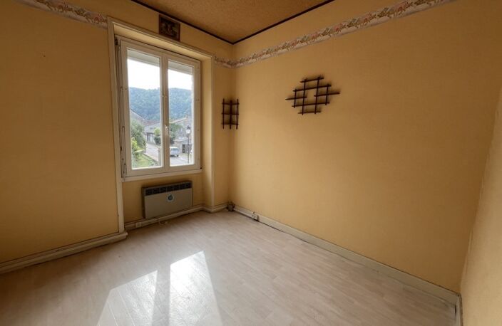 Maison de bourg de 5 pièces principales — photo 4