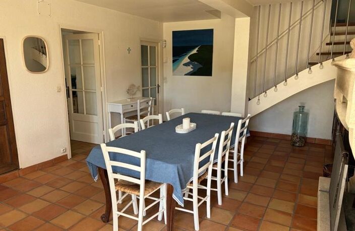 Maison en pierre de 9 pièces principales — photo 2