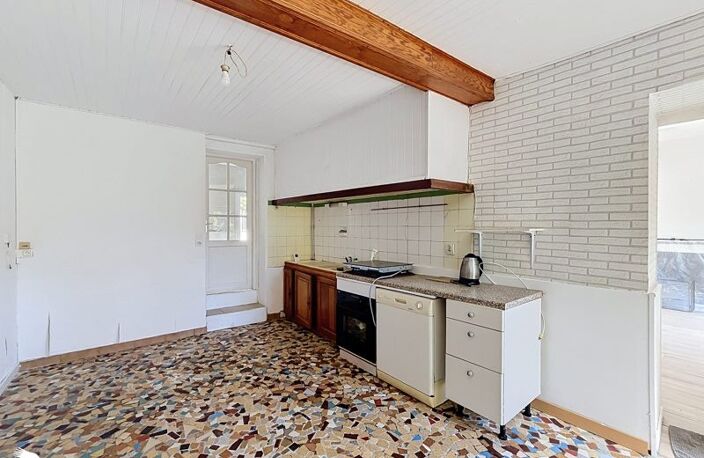 Maison en pierre de 4 pièces principales — photo 3