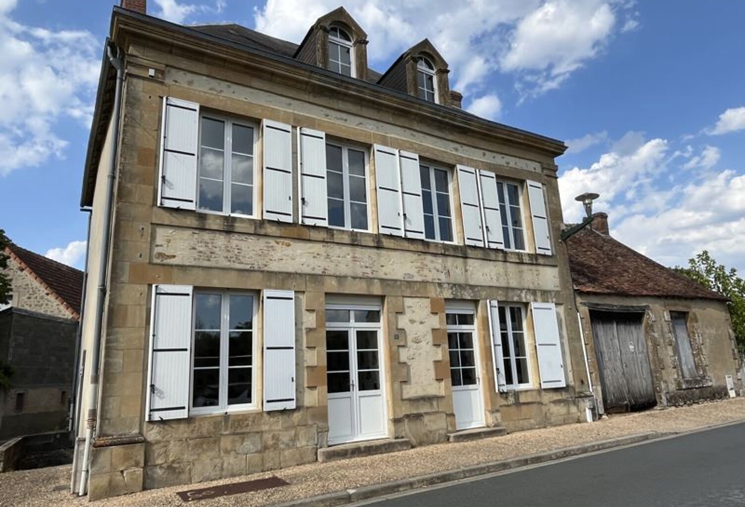 Vente maison 6 pièces 160 m² Prissac (36370) — photo 1