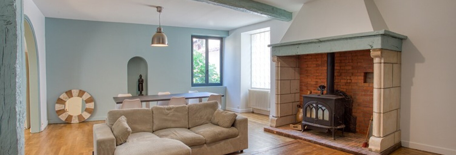 Maison 6 Pièces 193 m² à vendre à Saint-Céré (46400)