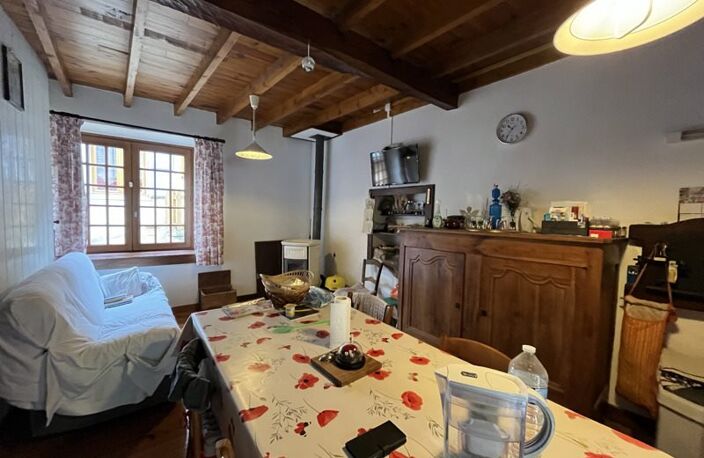 Maison en pierre de 2 pièces principales — photo 3