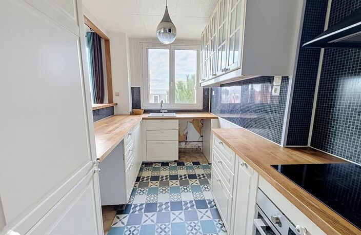 Vente appartement 5 pièces 83 m² Colombes (92700) — photo 2