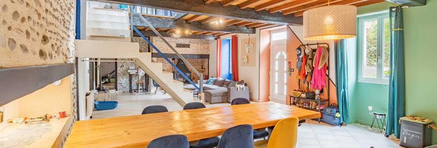 Maison 6 Pièces 215 m² à vendre à Labastide-Monréjeau (64170)